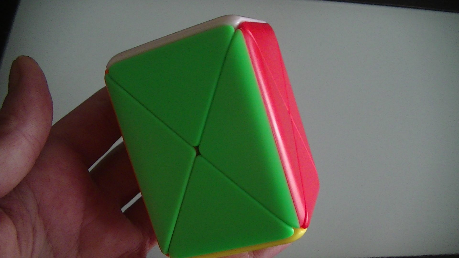 Skieur cubb - tutoriels de résolution sur les Rubik's cubes et dérivés