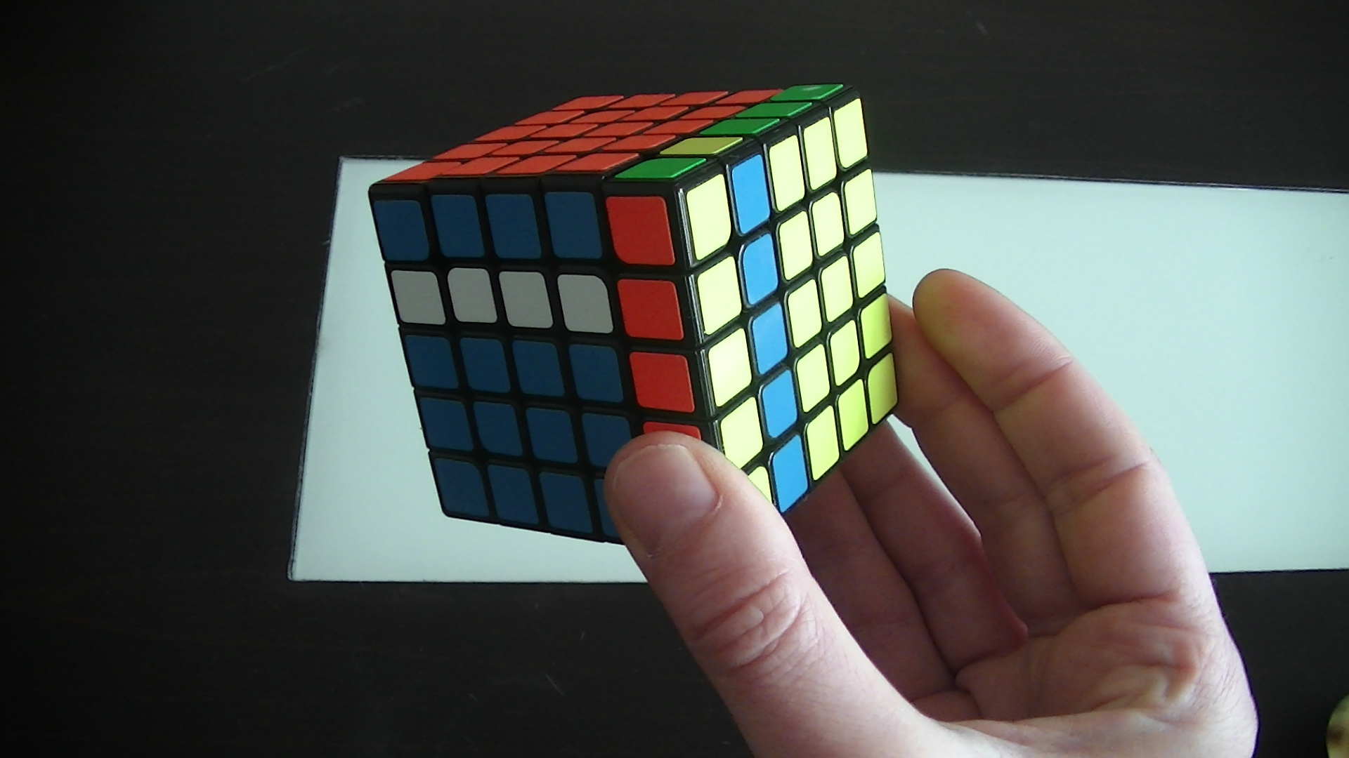 Skieur cubb - tutoriels de résolution sur les Rubik's cubes et dérivés